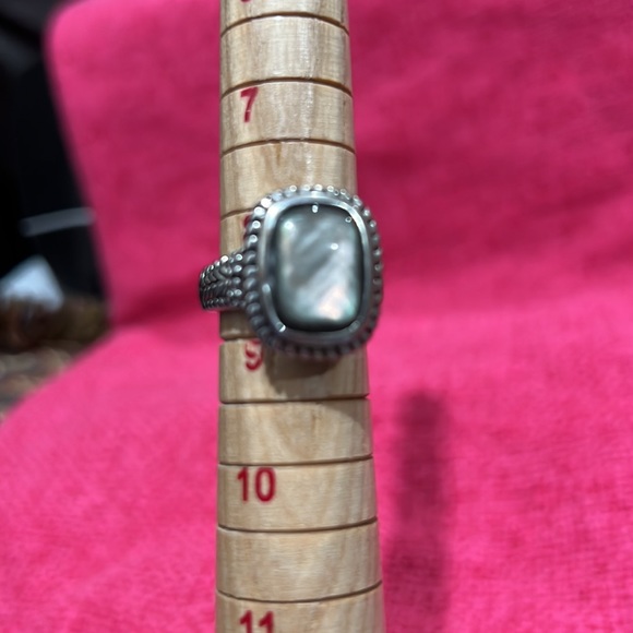 Vintage Ring - Picture 7 of 8